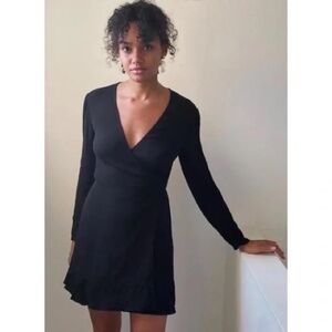 Aritzia Sunday Best Marion black wrap dress